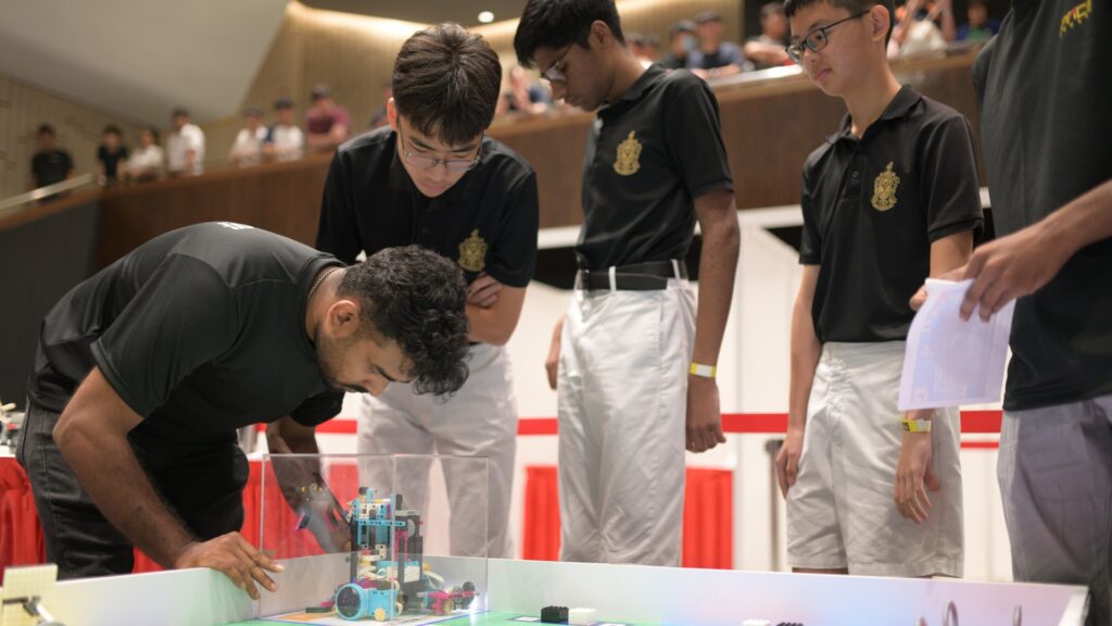 Raffles Institution Infocomm Club team Bishan Dynamics wins 3rd place in RMJ at WRO 2023