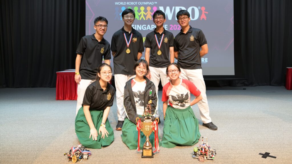 RI Automatica celebrates awards at WRO Singapore 2023