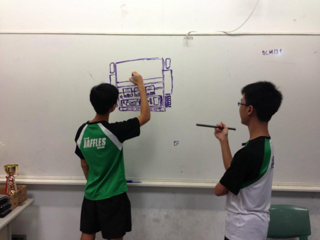 Kenneth sketching robot design in RIICC lab