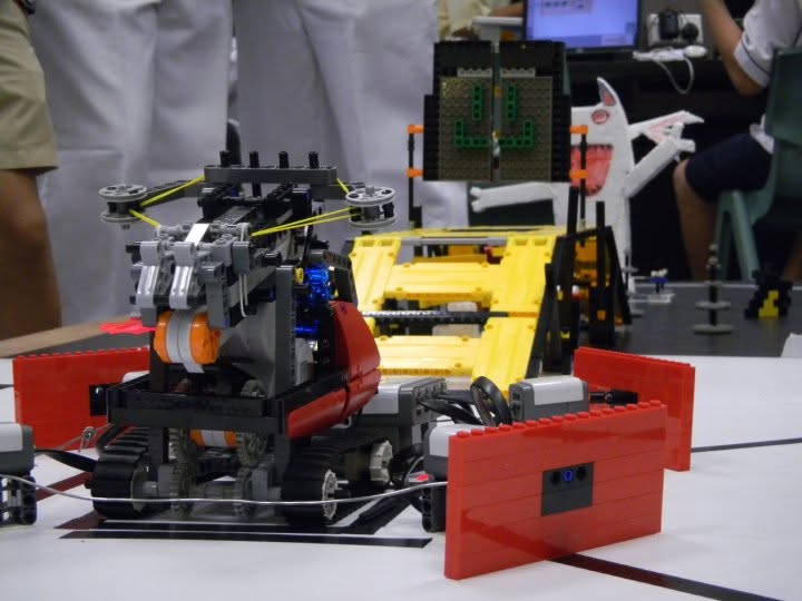 Crossbow robot centerpiece at Inter-Primary Infocomm Challenge
